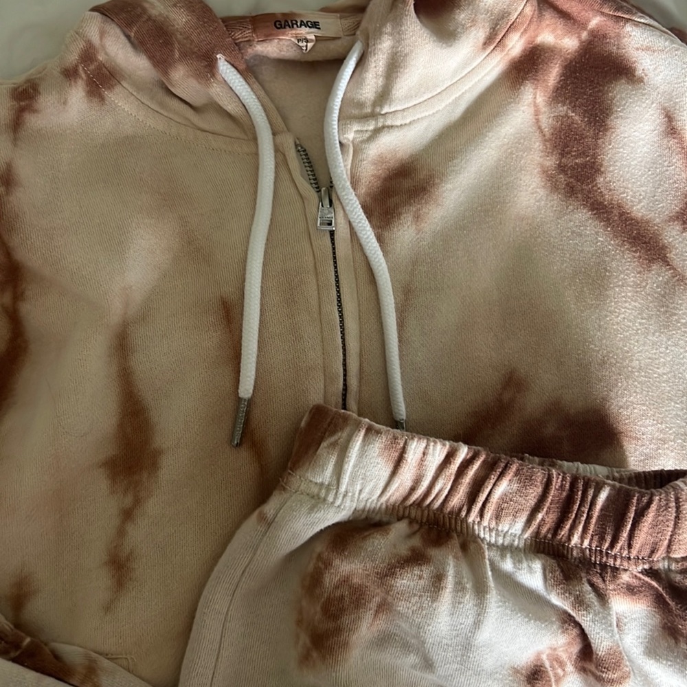Garage tie dye hoodie and sweatpants set